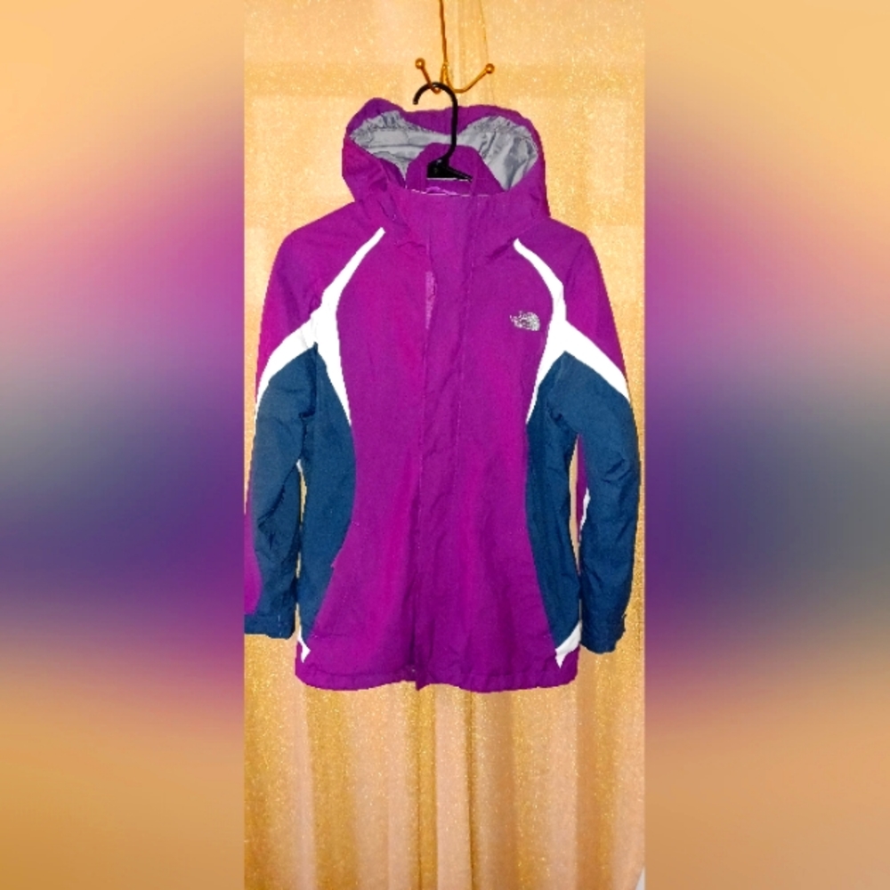 Nice kids North Face jacket